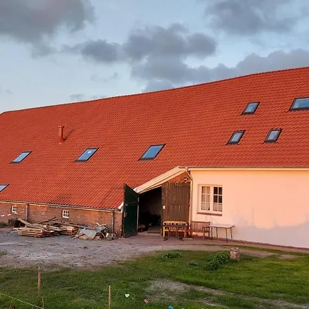 Venkovský dům Akkens, *